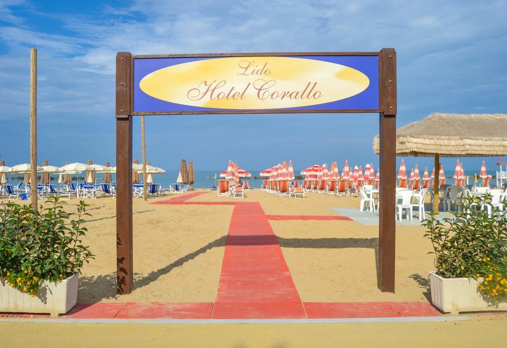 Hotel Corallo Франкавилла-аль-Маре Экстерьер фото
