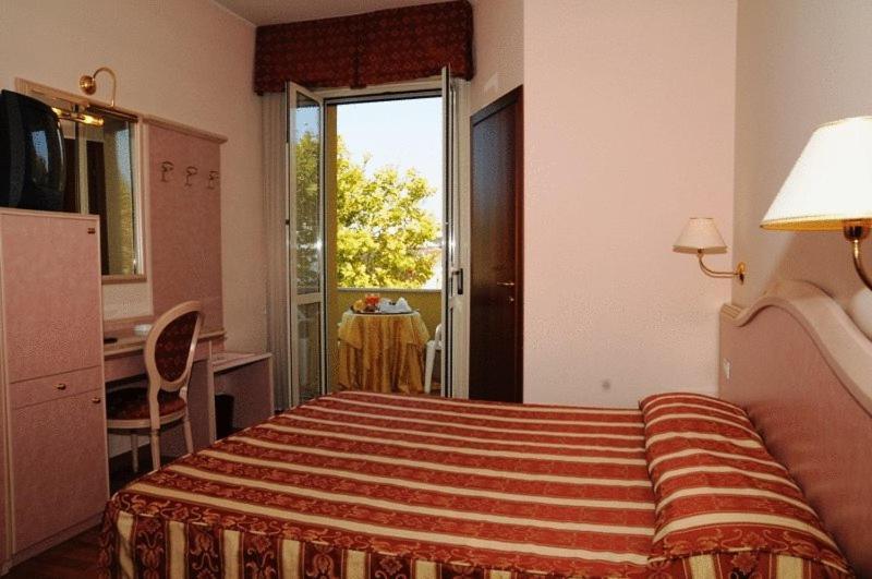 Hotel Corallo Франкавилла-аль-Маре Экстерьер фото